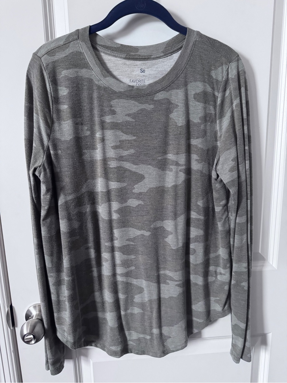 So-Favorite Crew Camo Long-Sleeve Crewneck Shirt - Green Camo-Medium